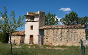 Une Chambre En Luberon